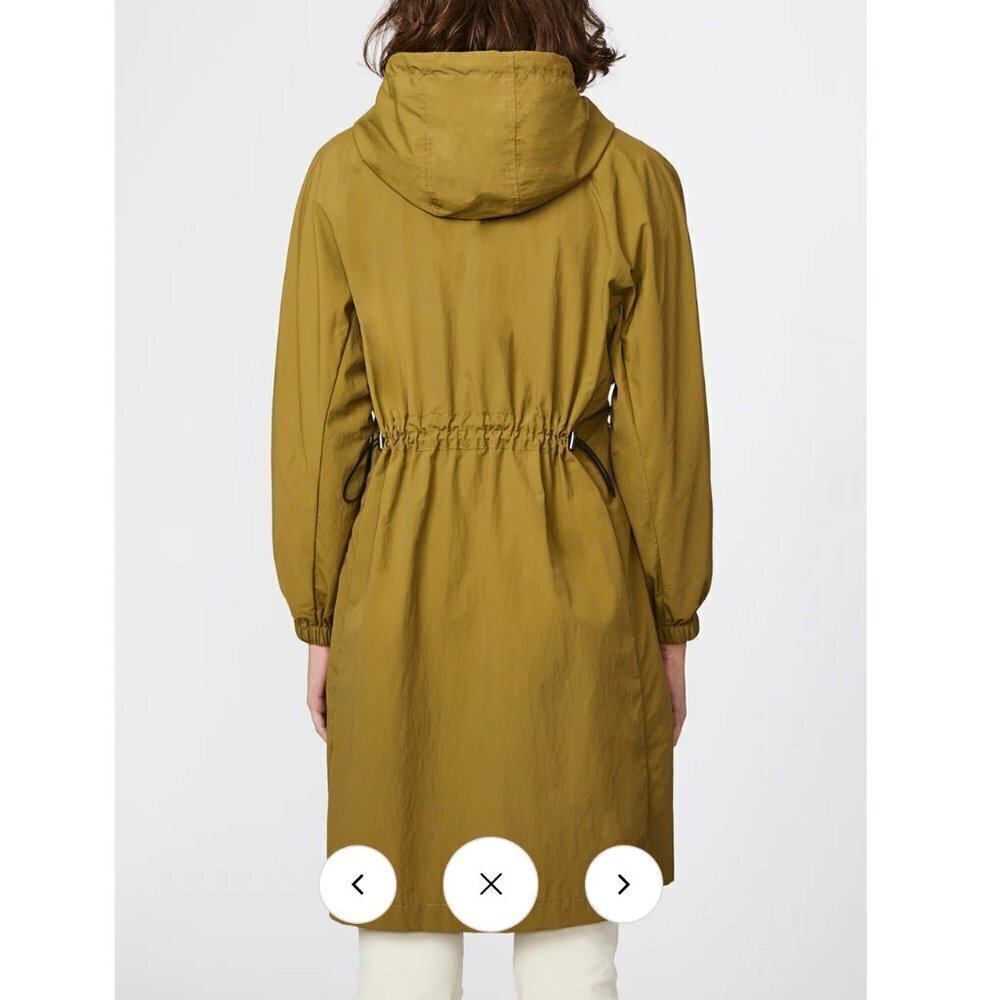 Bernardo Crinkle Nylon Technical Jacket - image 3